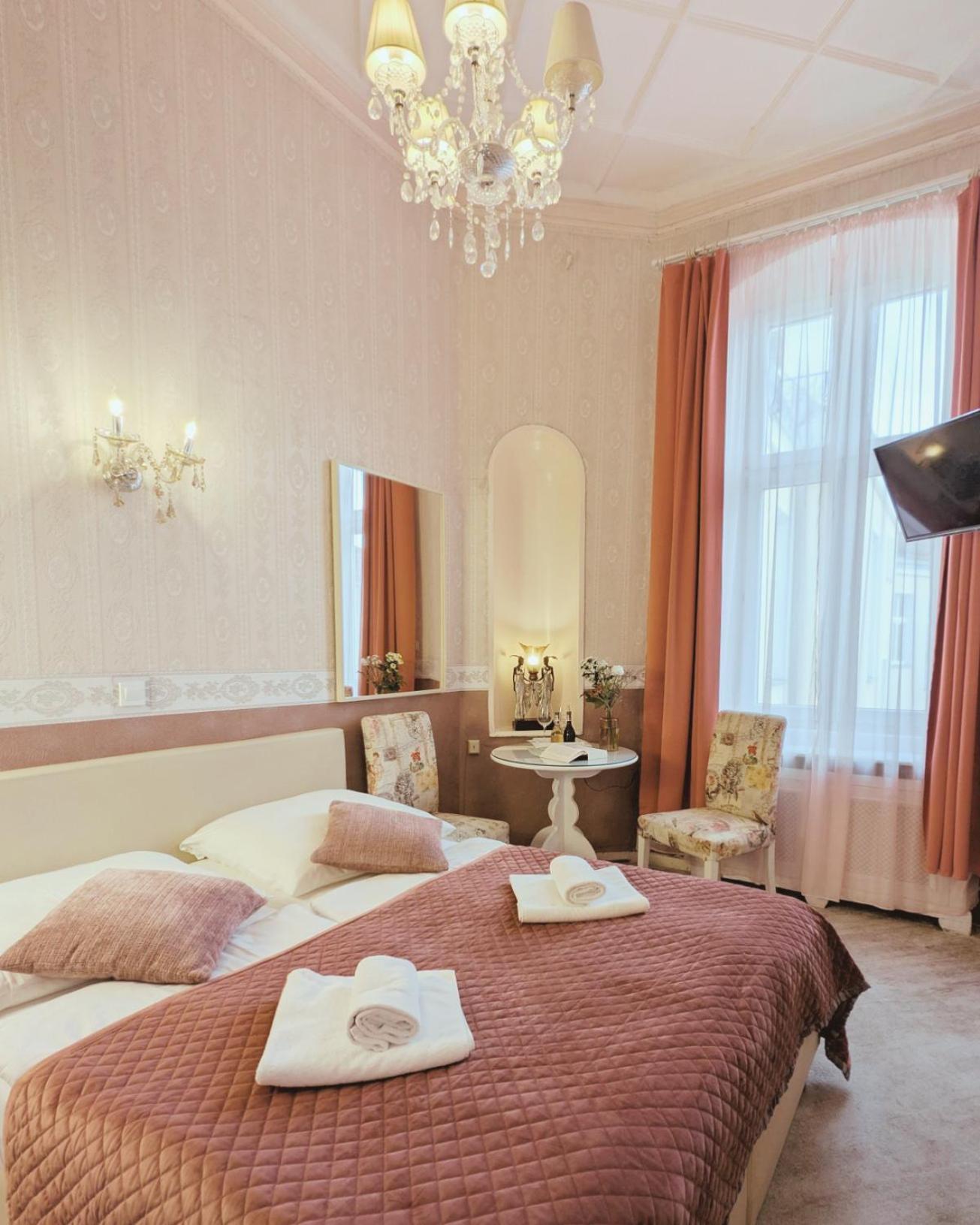 Hotel Pension Bella برلين المظهر الخارجي الصورة