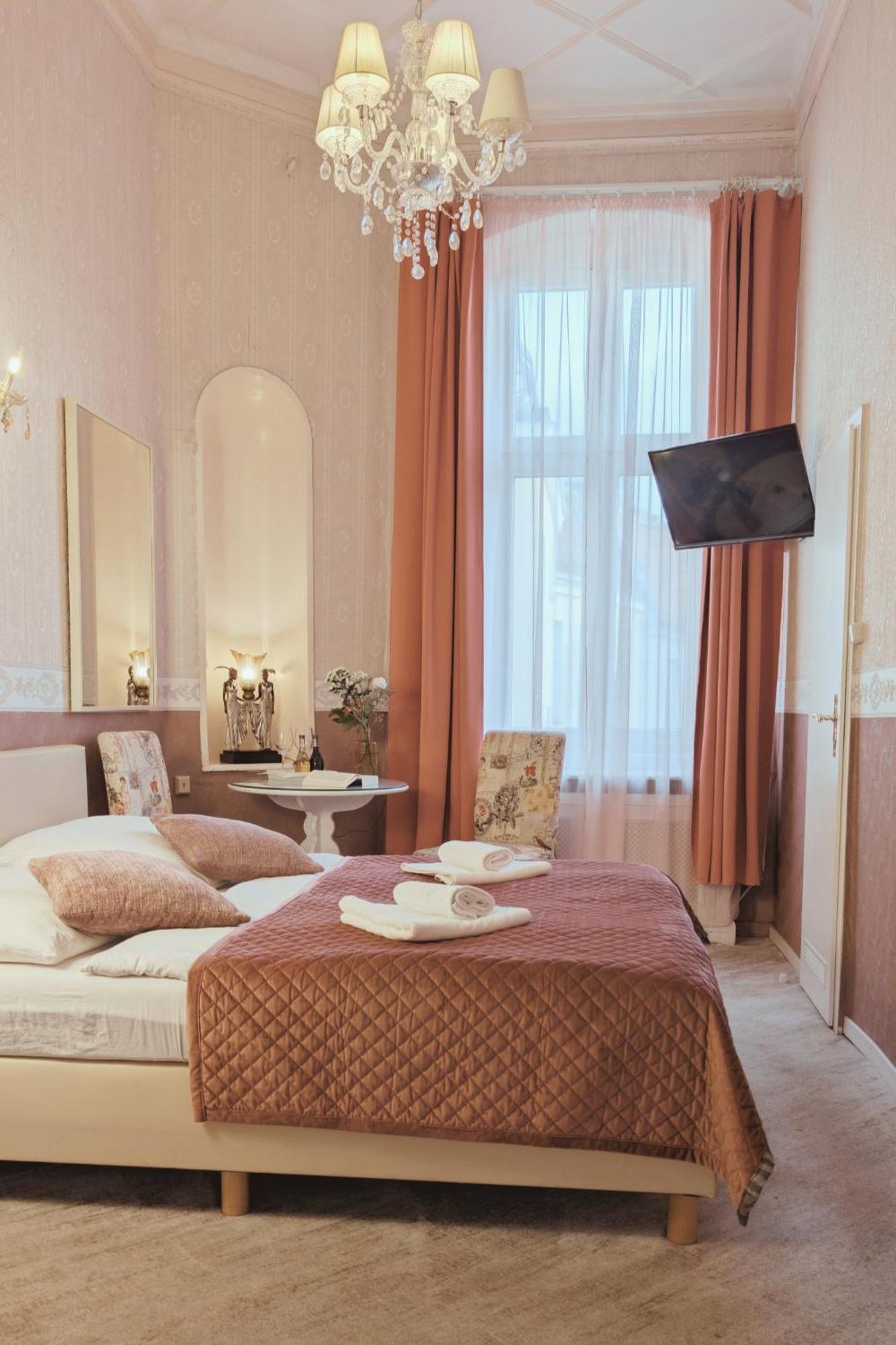 Hotel Pension Bella برلين المظهر الخارجي الصورة