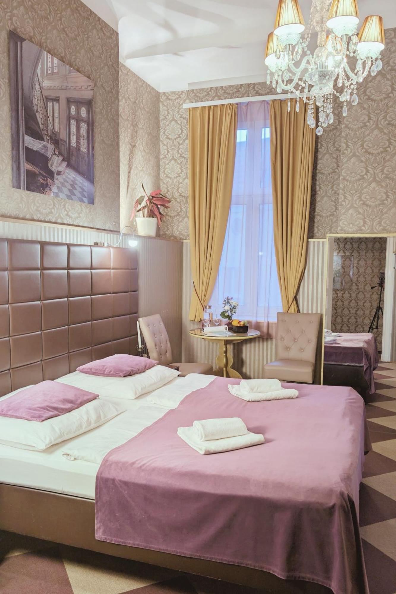Hotel Pension Bella برلين المظهر الخارجي الصورة