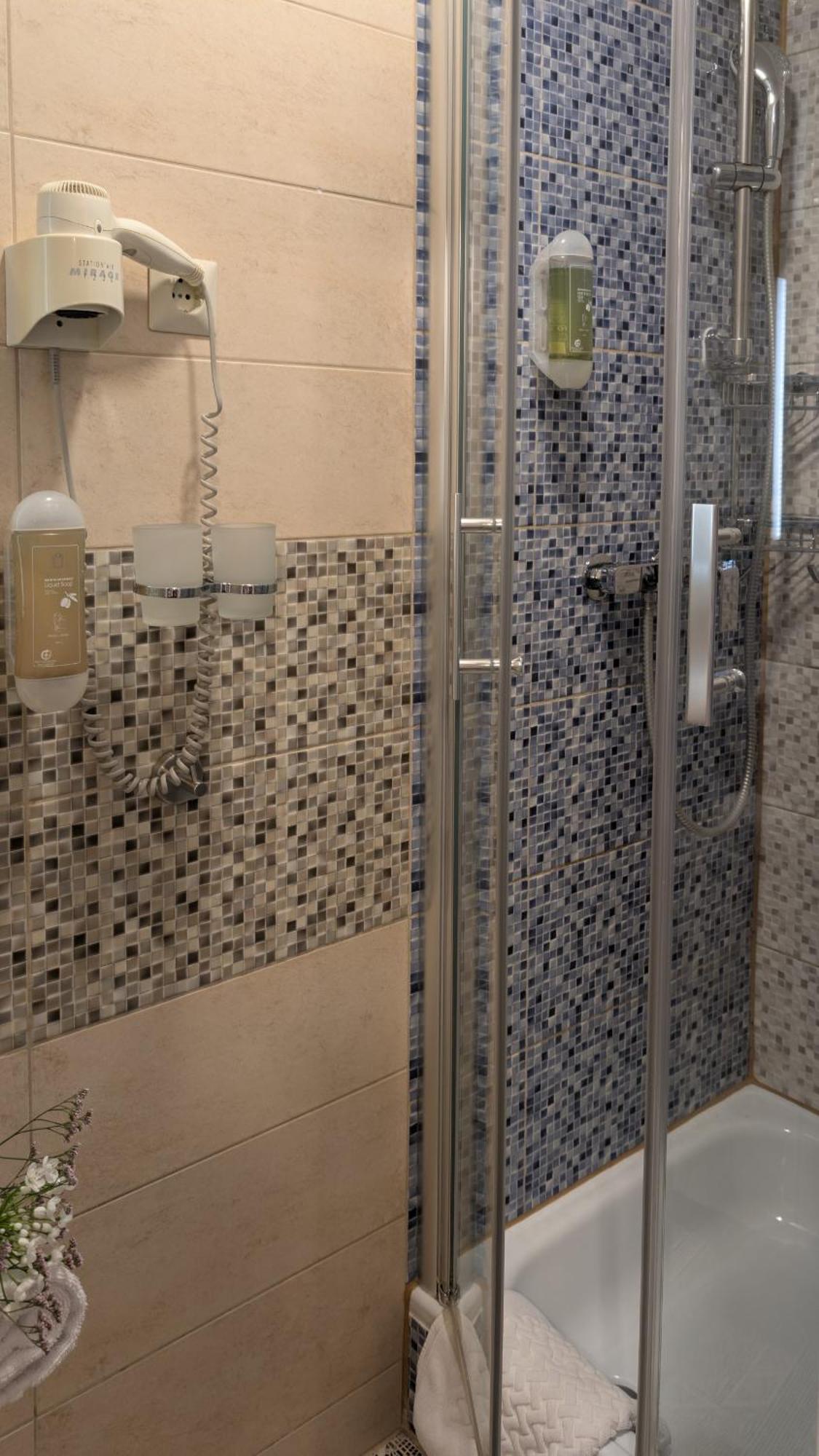 Hotel Pension Bella برلين المظهر الخارجي الصورة